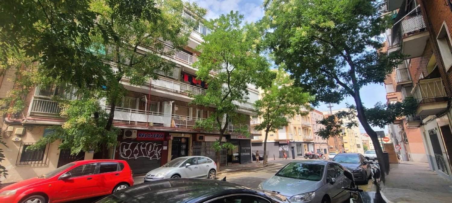 2 bedrooms Apartment in Madrid, Spain No. 215030