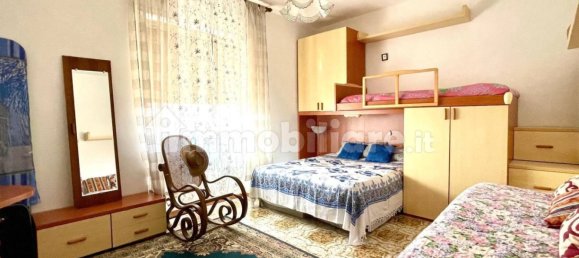 4 Schlafzimmer Villa in Sindia, Italy, Nr. 327703 4