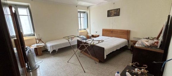 10 rooms House in Sant'Angelo del Pesco, Italy No. 125264 9