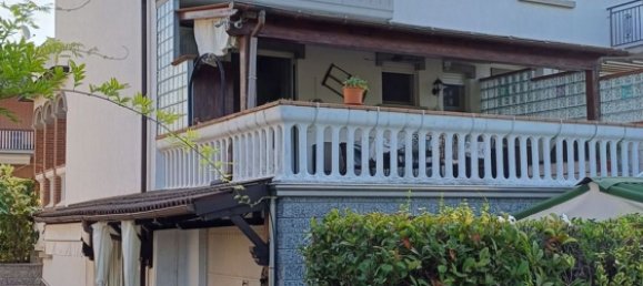 5-salle Maison à Cadeo, Italy No. 251926 2