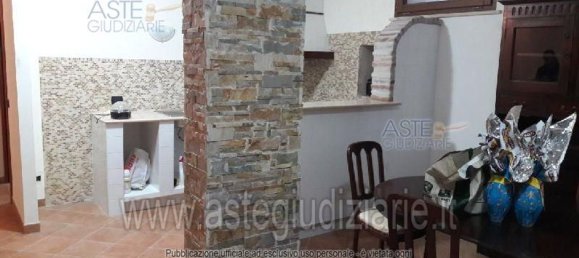 3 rooms Apartment in Pomezia, Italy No. 192035 6