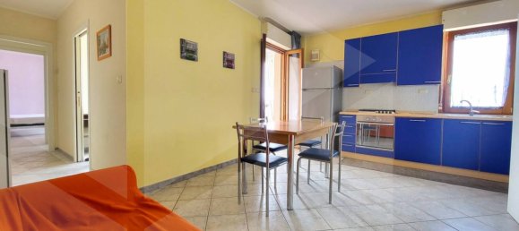 3 rooms Apartment in Pescara, Italy No. 23679 8