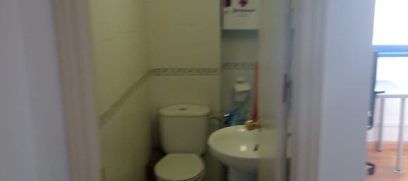 72m² Office in Madrid, Spain No. 141107 11