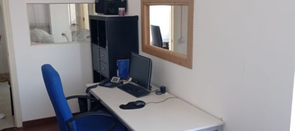 72m² Office in Madrid, Spain No. 141107 2