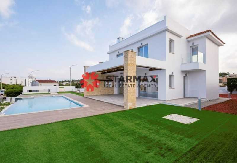 3 bedrooms Commercial property in Polis, Cyprus No. 67344