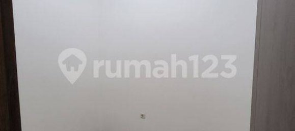 3 bedrooms House in Jakarta, Indonesia No. 1784 8