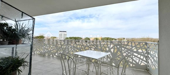 Studio in Jesolo, Italy No. 227073 9