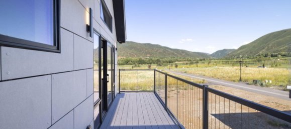 4 bedrooms Commercial property in Basalt, USA No. 85 12