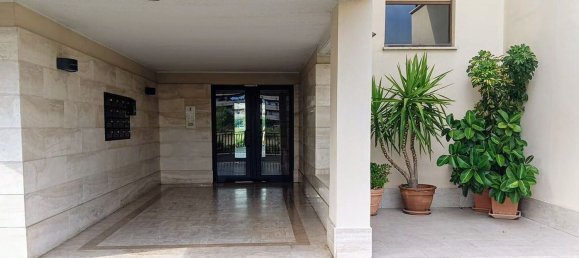 3 bedrooms Penthouse in Rome, Italy No. 313087 4