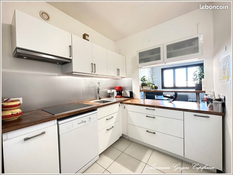 3 bedrooms Apartment in Chartres, France No. 258084