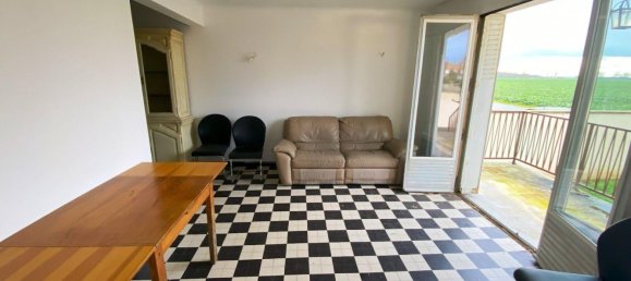 2 bedrooms House in Villiers-en-Biere, France No. 162072 13