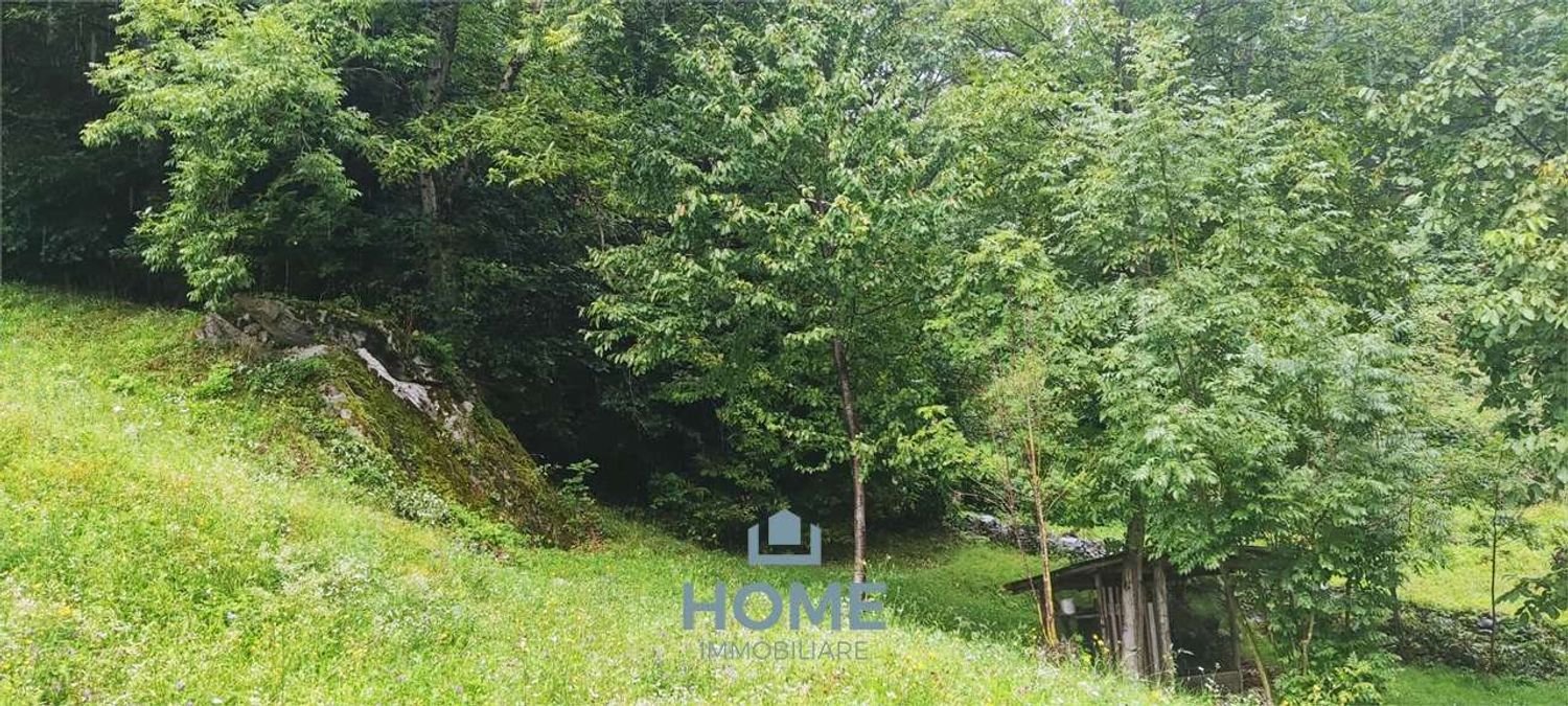  قطعة أرض في Villa di Chiavenna, Italy 270متر مربع رقم 289384