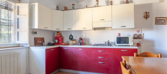 18 rooms House in Lucca, Italy No. 194736 27