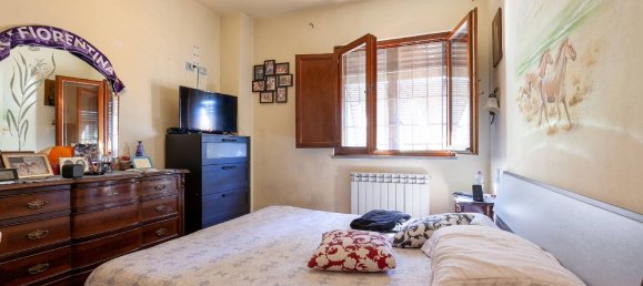 18 rooms House in Lucca, Italy No. 194736 10