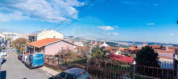 4 غرف نوم منزل في Amadora, Portugal رقم 54855 9