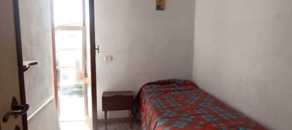 Apartamento de 4 dormitorios en Terranuova Bracciolini, Italy No. 167277 10