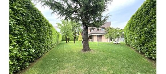 3 Schlafzimmer Villa in Caronno Pertusella, Italy, Nr. 279243 50