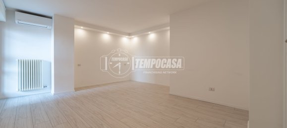 Apartamento T1 em Milan, Italy N.º 354190 6