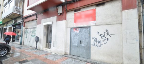 289m² Commercial property in Leon, Spain No. 65017 3