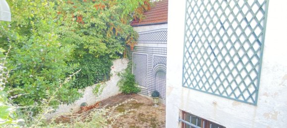 3 bedrooms House in Suresnes, France No. 345221 11