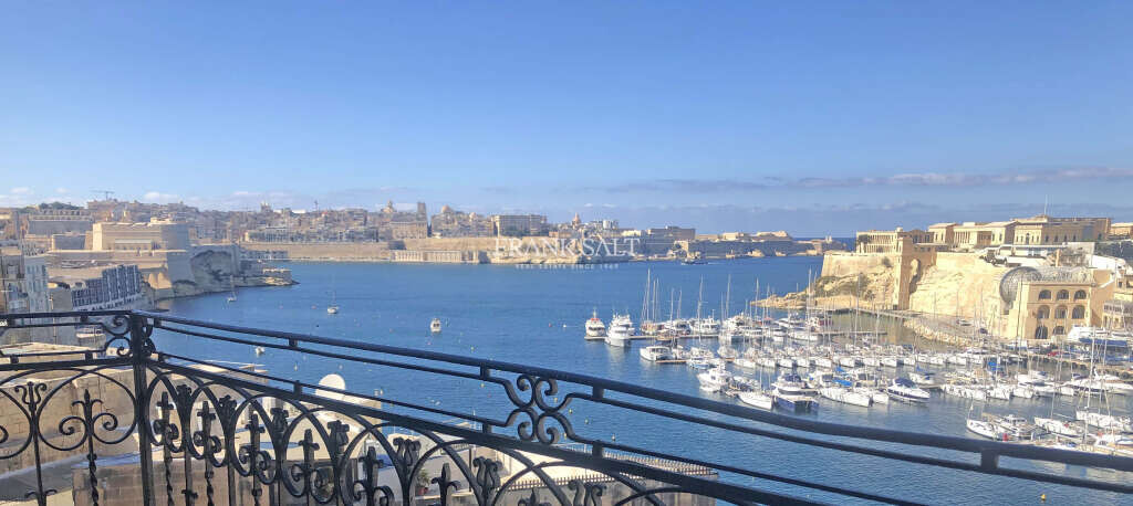 2 bedrooms Apartment in Birgu, Malta No. 11063