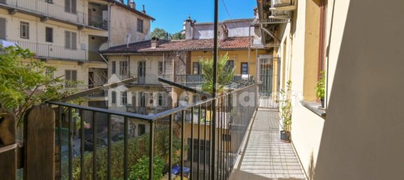 2 bedrooms Apartment in Turin, Italy No. 319059 15