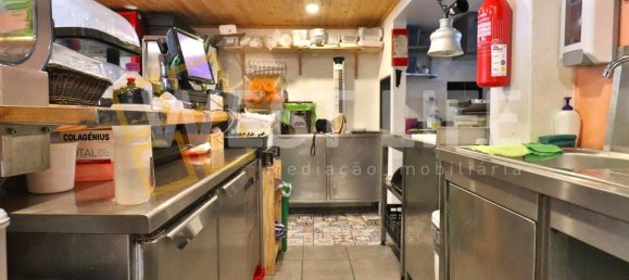 128m² Commercial property in Ericeira, Portugal No. 248898 17