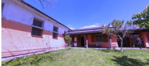 6 rooms Apartment in Gonzaga, Italy No. 186652 18