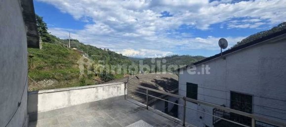 Casa de 3 dormitorios en Borghetto di Vara, Italy No. 287139 3