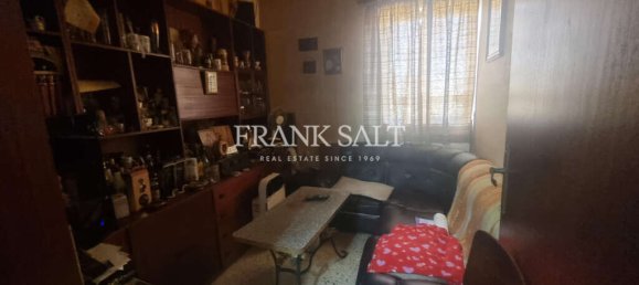 3 bedrooms Townhouse in Birkirkara, Malta No. 1479 4