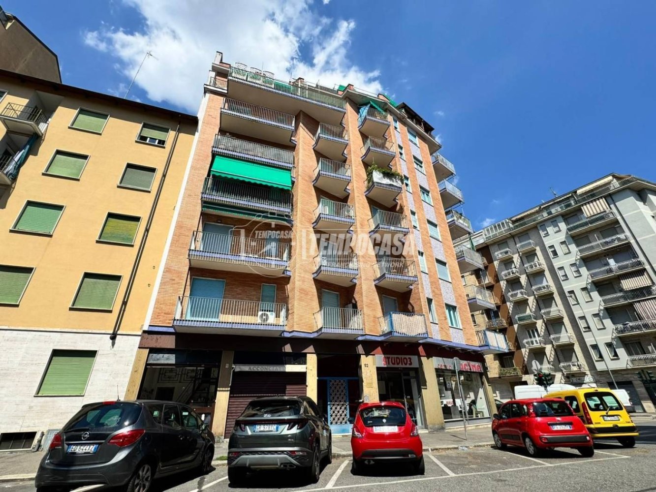 1 bedroom Apartment in Turin, Italy No. 277079