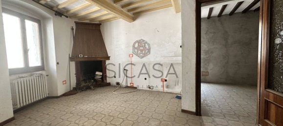 6 bedrooms Apartment in Sansepolcro, Italy No. 324929 4