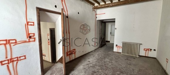 6 bedrooms Apartment in Sansepolcro, Italy No. 324929 9