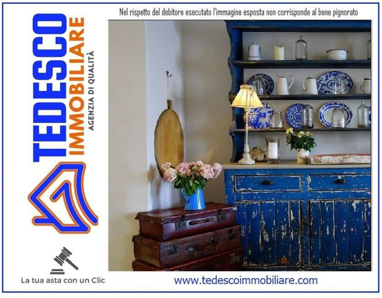 Apartamento de 7 habitaciónes en Montesarchio, Italy No. 300338