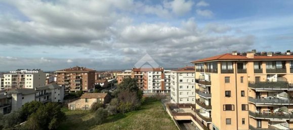 4 rooms Apartment in Viterbo, Italy No. 159790 10