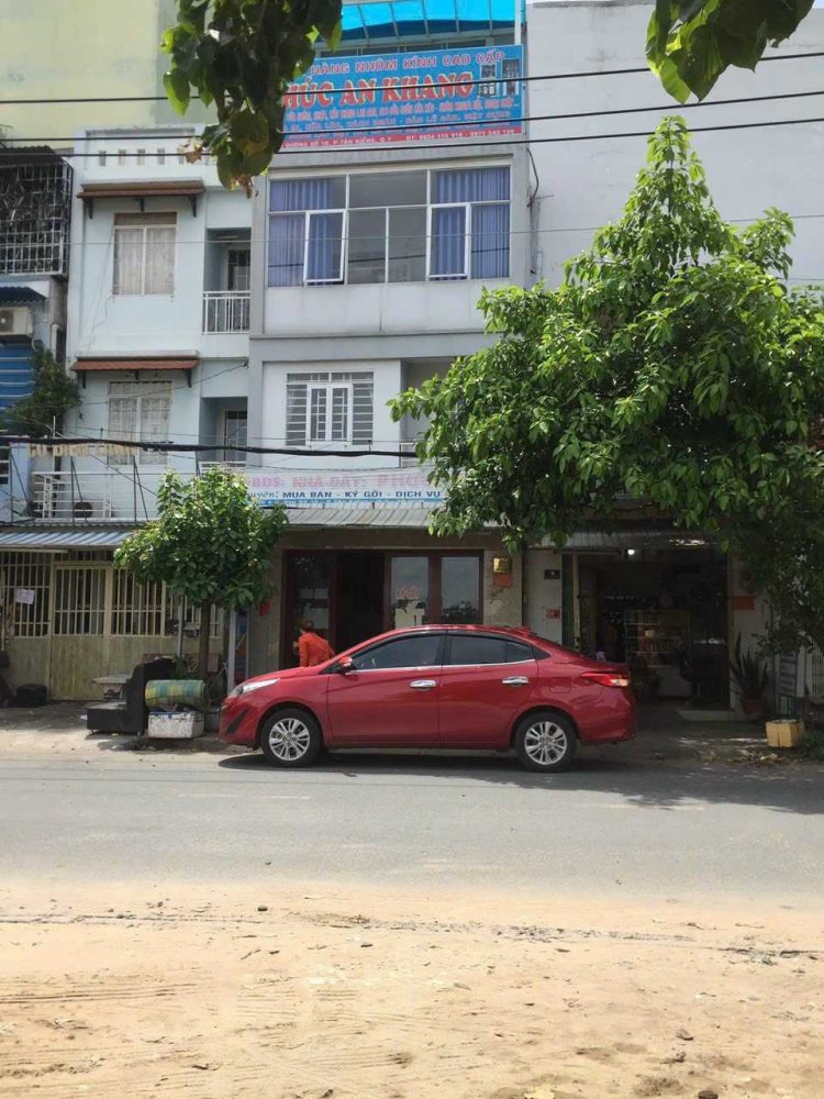 765m² Townhouse in District 7, Vietnam No. 19444