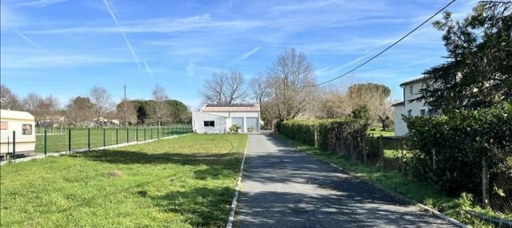 Armazém em Menesplet, France 164 m² N.º 319873 2