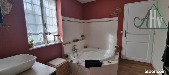 3 Schlafzimmer Haus in Nogent-sur-Seine, France, Nr. 233895 9