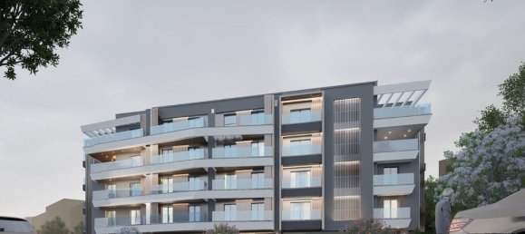 2 Schlafzimmer Büro in Thermi, Greece, Nr. 2339 2