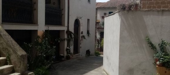 7-Zimmer Doppelhaus in Pitigliano, Italy, Nr. 176299 14