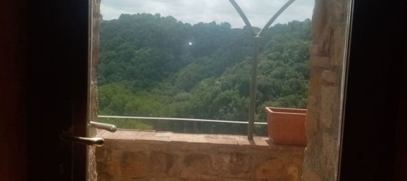 7-Zimmer Doppelhaus in Pitigliano, Italy, Nr. 176299 24