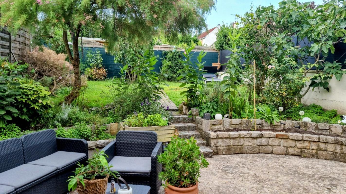 5 bedrooms House in Rosny-sous-Bois, France No. 145970