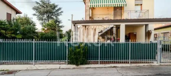 3 rooms Villa in Padua, Italy No. 203039 44