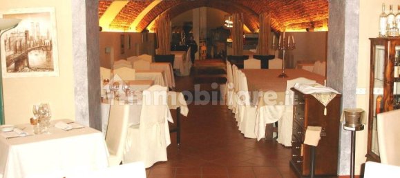 Propiedad comercial en Gambolò, Italy 300 m² No. 378622 34