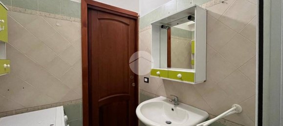 Вилла с 4 спальнями в Карманьола, Италия № 142038 15