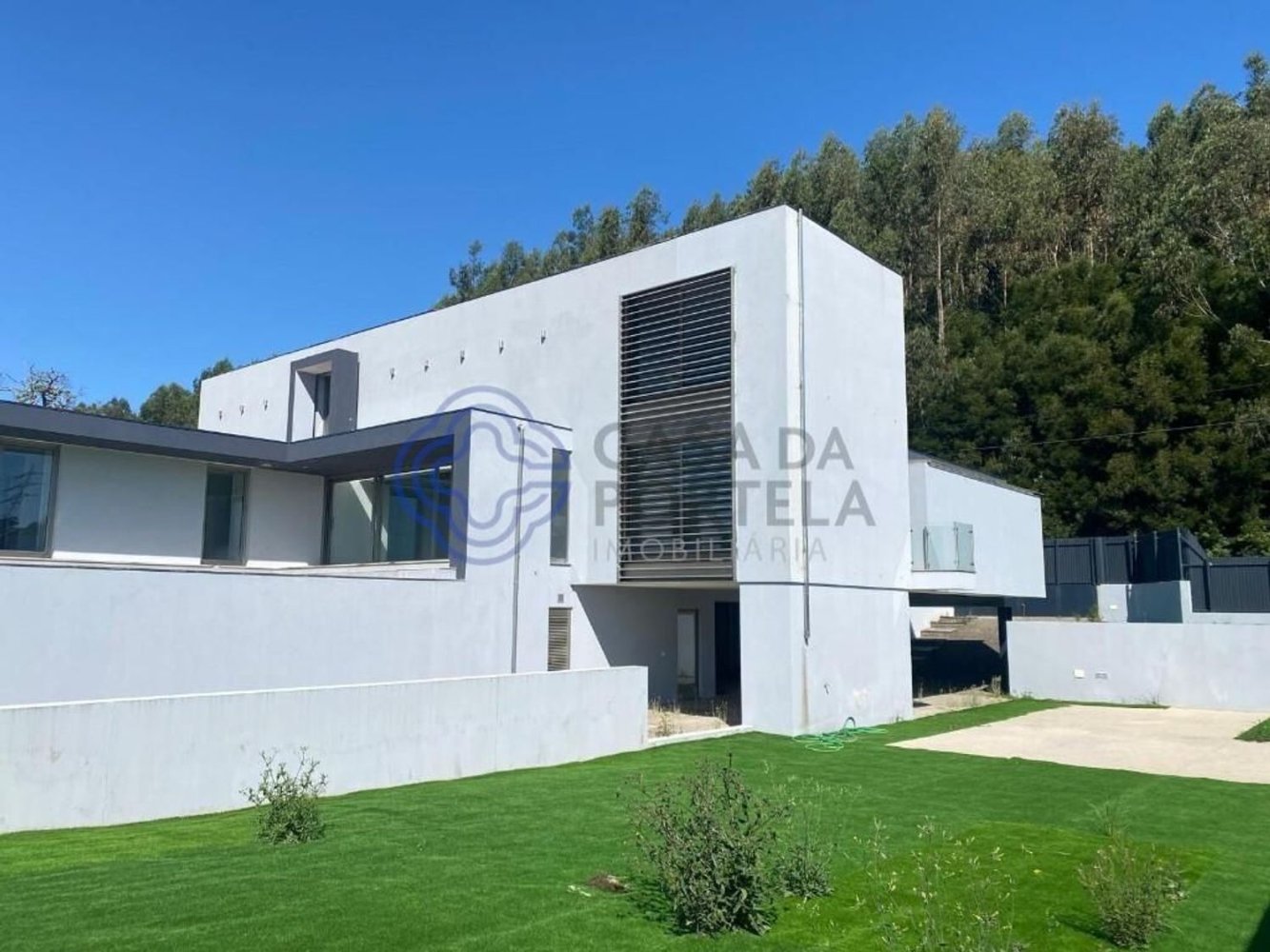 3 bedrooms House in Argoncilhe, Portugal No. 210819