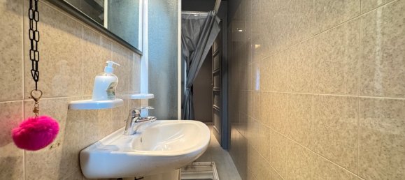 Квартира с 4 комнатами в Турин, Италия № 277900 12