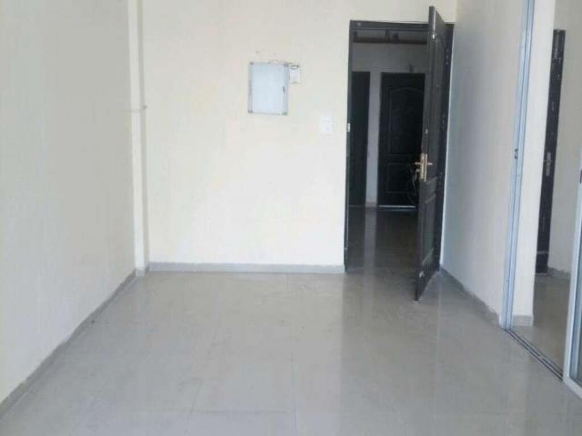 2 bedrooms House in Ghaziabad, India No. 56070