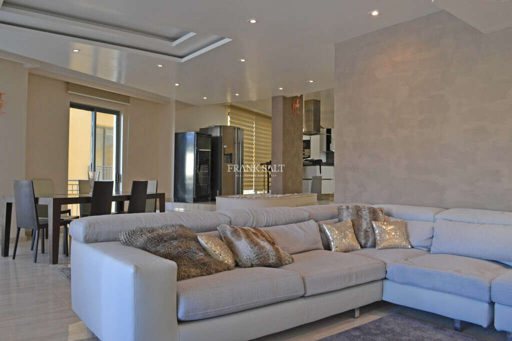 3 chambres Appartement à Saint Julian's, Malta No. 9964