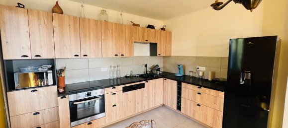 3 Schlafzimmer Villa in Saint-Saturnin-les-Apt, France, Nr. 320983 6